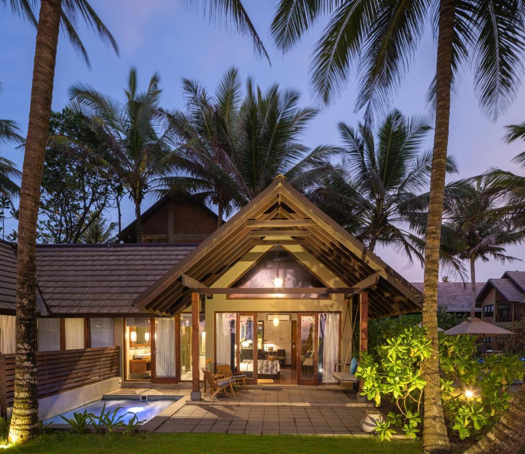 Ayana Sea Hotel Wadduwa Exterior photo