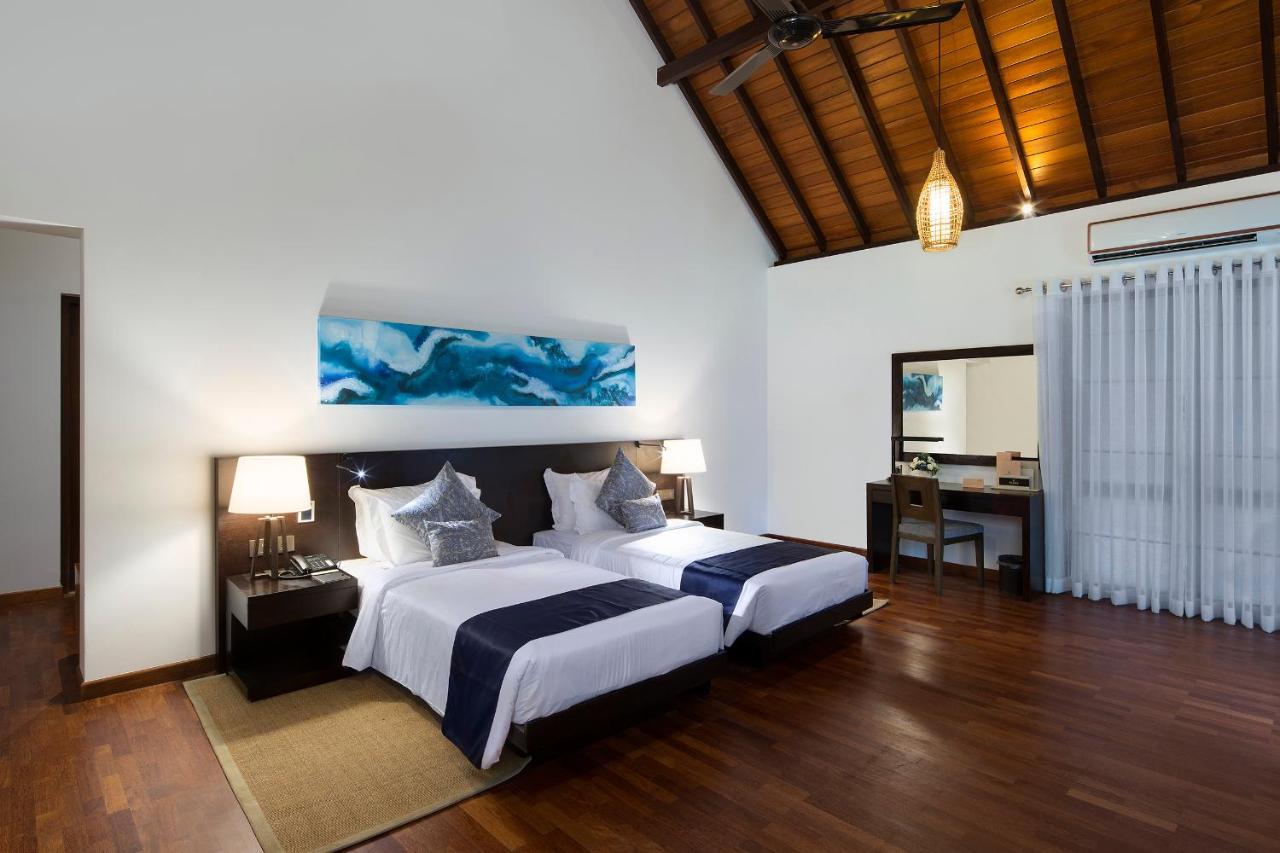 Ayana Sea Hotel Wadduwa Exterior photo